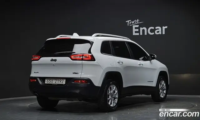 Jeep Cherokee 2017 2.4 автомат (гидро), миниатюра 2