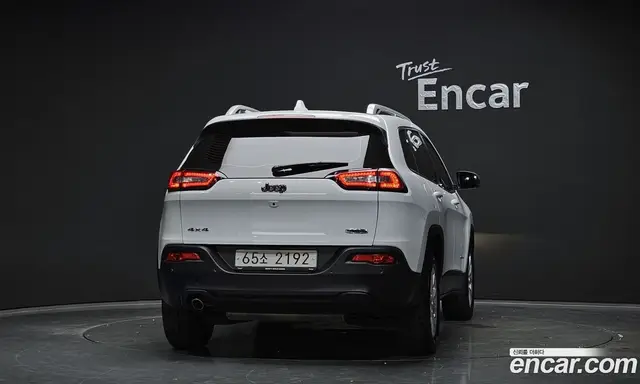 Jeep Cherokee 2017 2.4 автомат (гидро), миниатюра 4