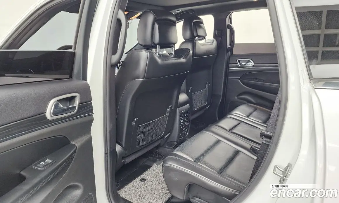 Jeep Cherokee 2019 3.6 автомат (гидро), фото 16
