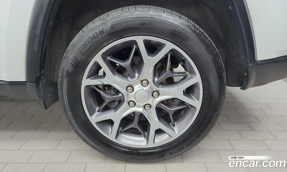 Jeep Cherokee 2019 3.6 автомат (гидро), фото 7
