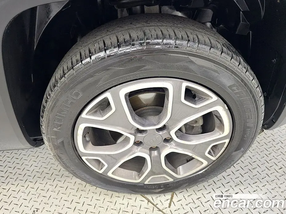 Jeep Renegade 2015 2.0 автомат (гидро), фото 20