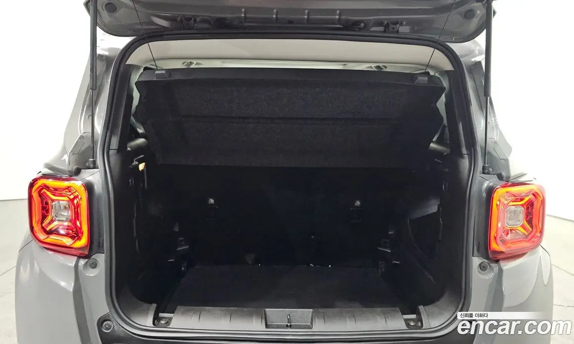 Jeep Renegade 2021 2.4 автомат (гидро), фото 19