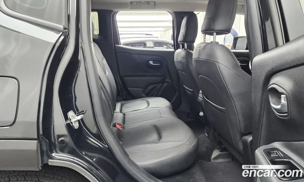 Jeep Renegade 2021 2.4 автомат (гидро), фото 18