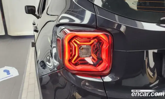 Jeep Renegade 2021 2.4 автомат (гидро), миниатюра 9
