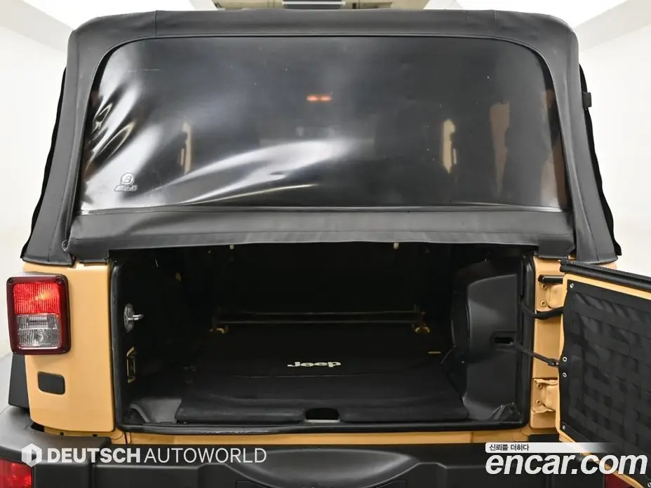 Jeep Wrangler 2014 2.8 автомат (гидро), фото 19