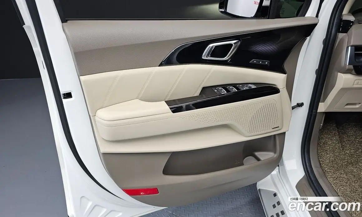 Kia Carnival 2022 3.5 автомат (гидро), фото 14