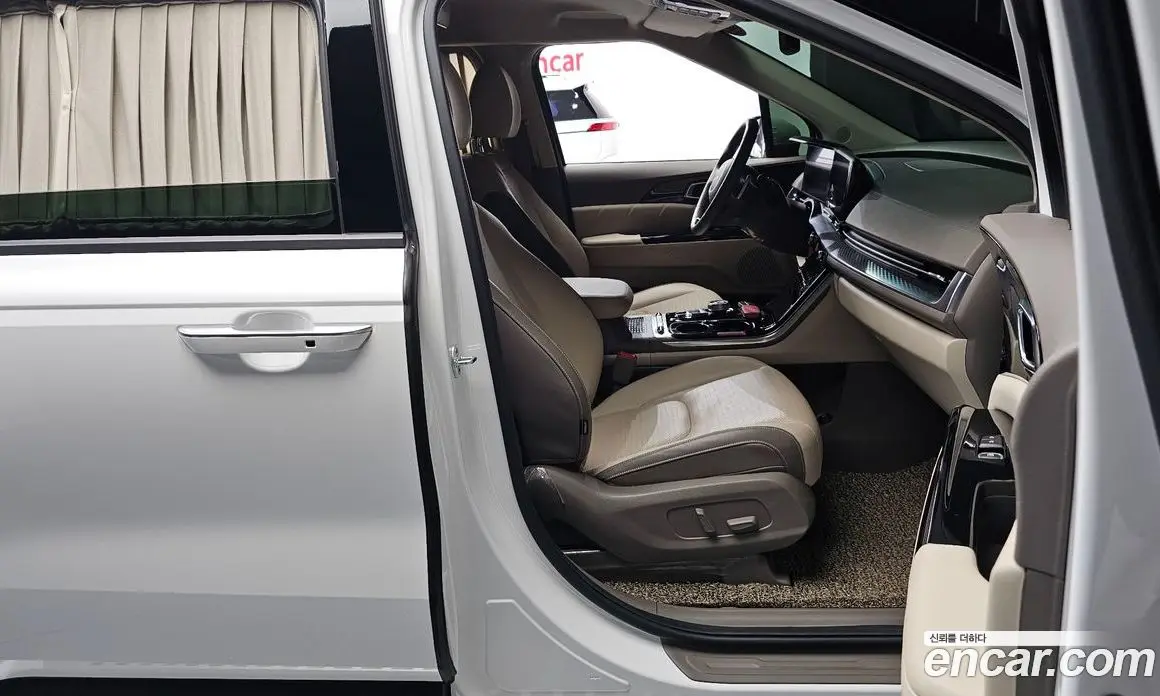 Kia Carnival 2022 3.5 автомат (гидро), фото 16