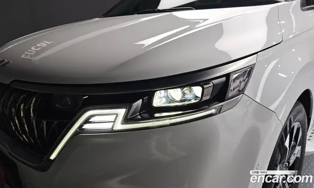 Kia Carnival 2022 3.5 автомат (гидро), миниатюра 8