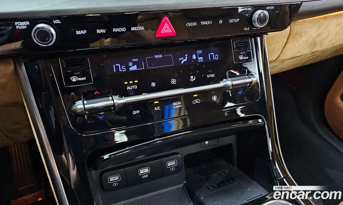 Kia Carnival 2022 3.5 автомат (гидро), фото 29