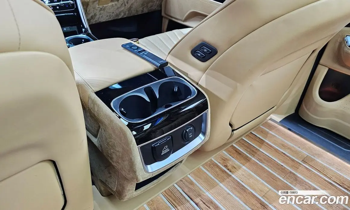 Kia Carnival 2022 3.5 автомат (гидро), фото 32