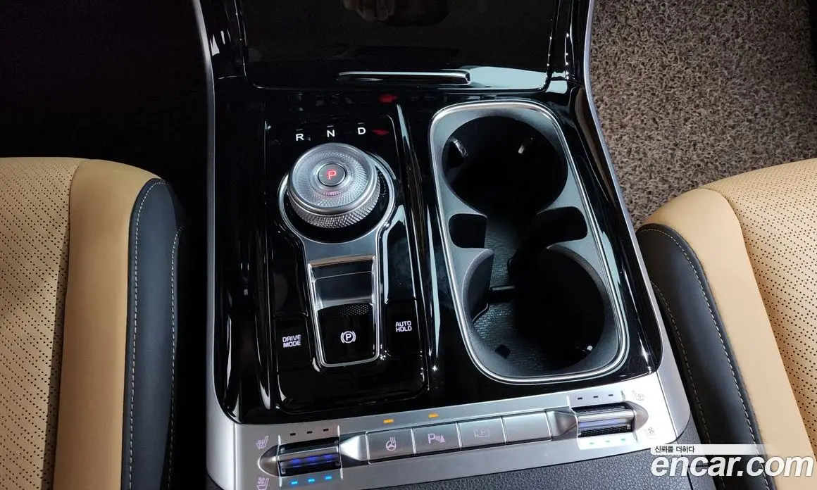 Kia Carnival 2023 3.5 автомат (гидро), фото 12