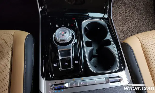 Kia Carnival 2023 3.5 автомат (гидро), миниатюра 12