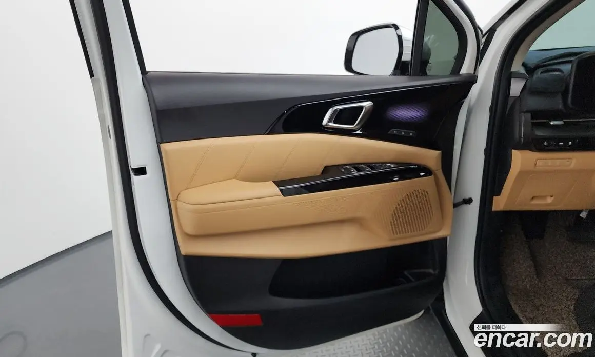 Kia Carnival 2023 3.5 автомат (гидро), фото 14