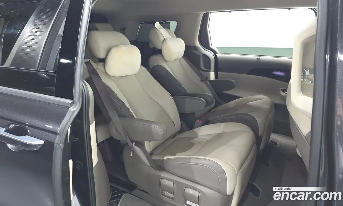 Kia Carnival 2023 3.5 автомат (гидро), фото 17