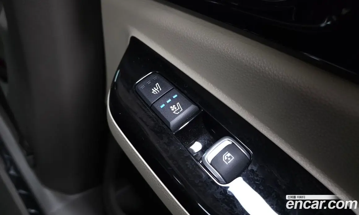 Kia Carnival 2023 3.5 автомат (гидро), фото 24