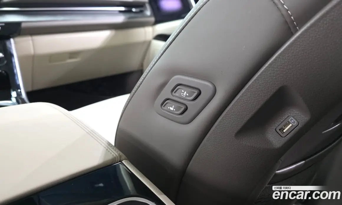 Kia Carnival 2023 3.5 автомат (гидро), фото 31