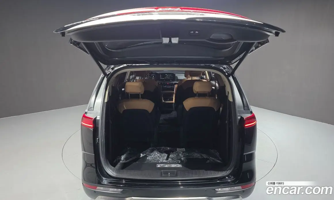 Kia Carnival 2023 3.5 автомат (гидро), фото 20