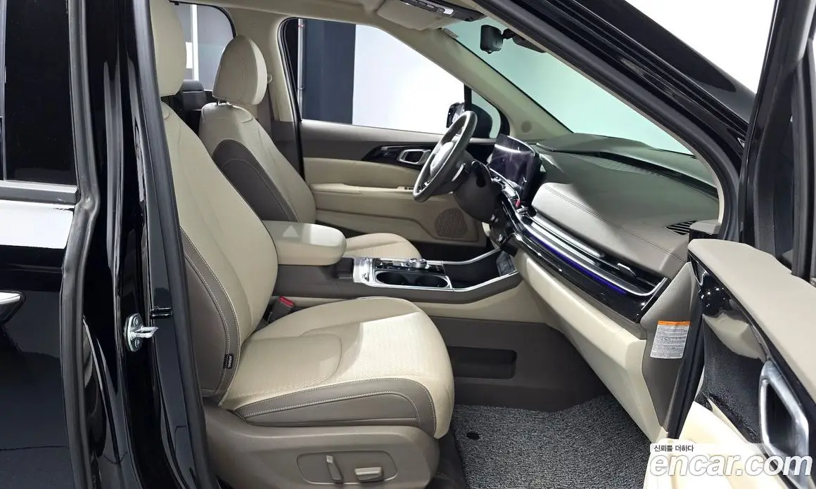 Kia Carnival 2024 1.6 автомат (гидро), фото 16