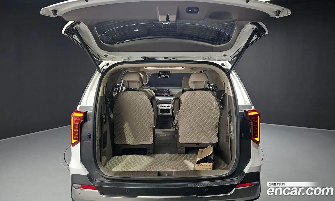 Kia Carnival 2025 1.6 автомат (гидро), фото 26