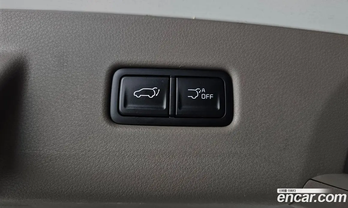 Kia Carnival 2025 1.6 автомат (гидро), фото 33