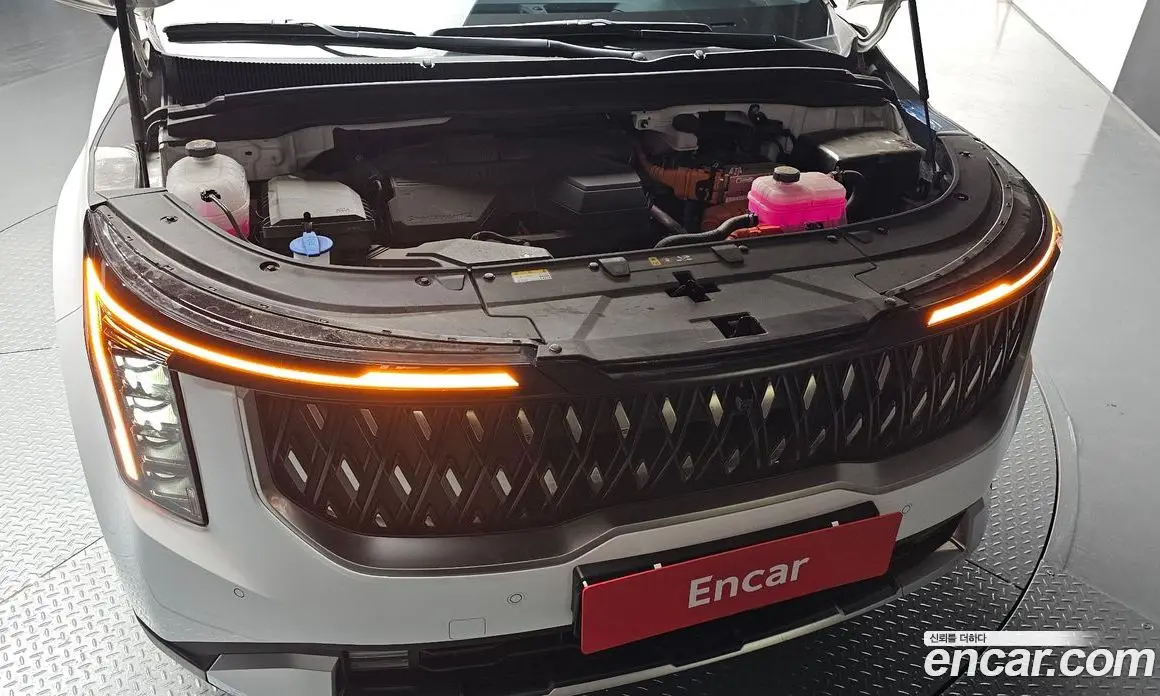 Kia Carnival 2025 1.6 автомат (гидро), фото 6