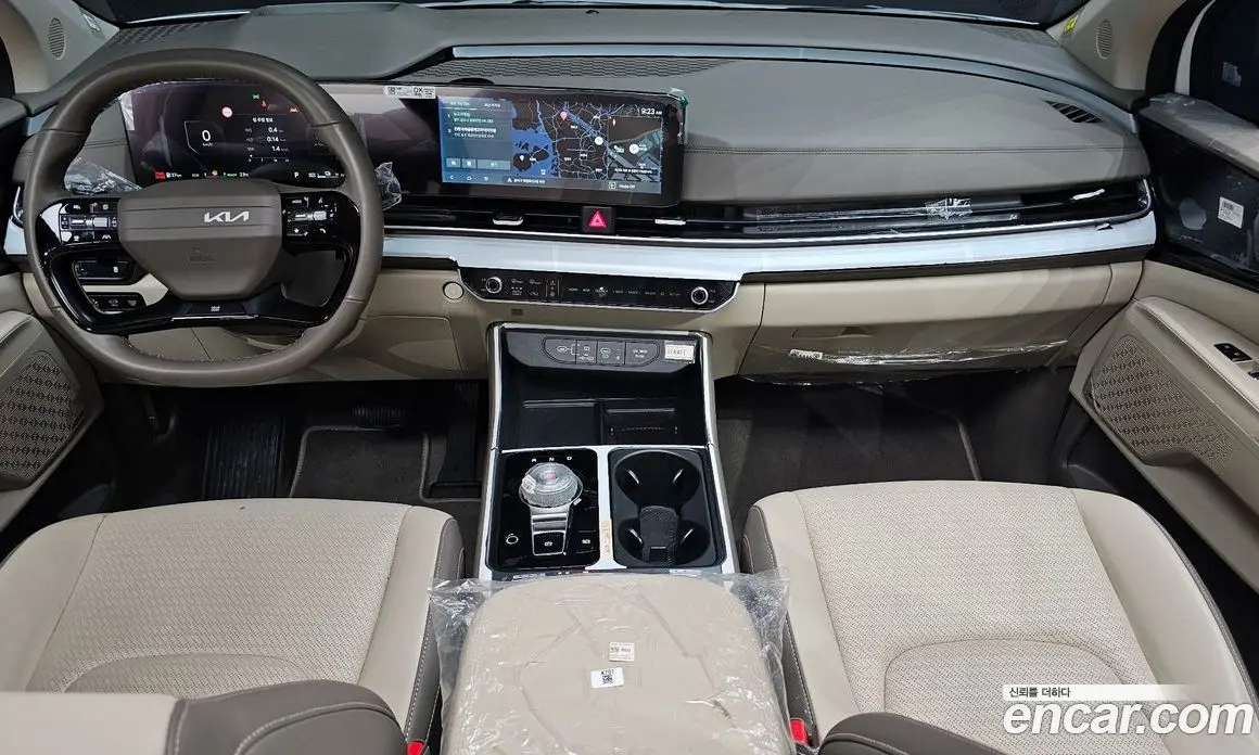 Kia Carnival 2025 1.6 автомат (гидро), фото 10