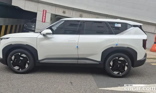 Kia EV5, 2026, 321 км
