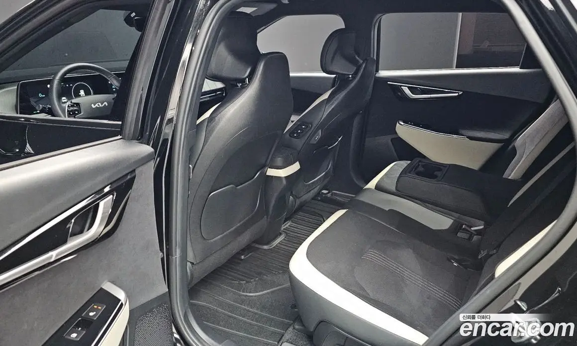 Kia EV6 2022 0.1 автомат (гидро), фото 16