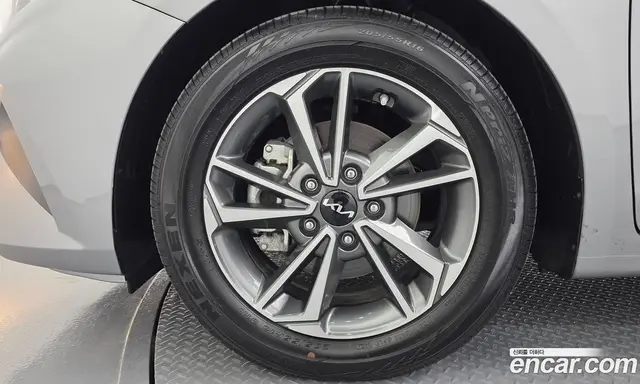 Kia K3 2024 1.6 автомат (гидро), миниатюра 5