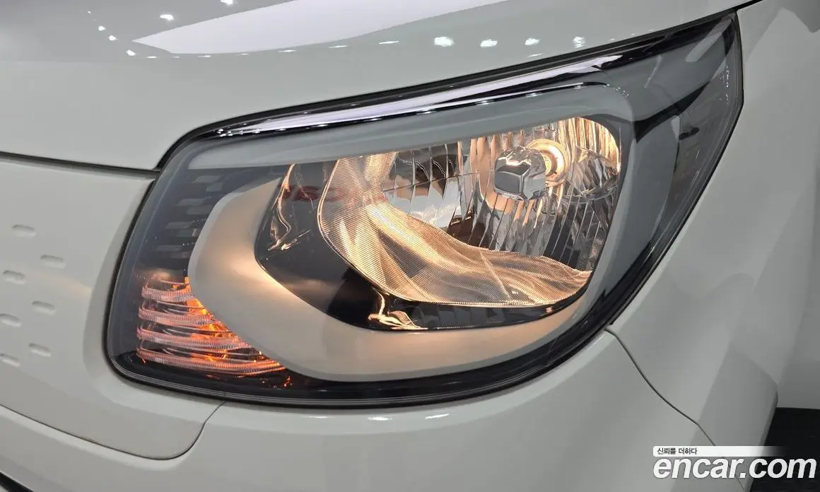 Kia Ray 2021 1.0 автомат (гидро), фото 8