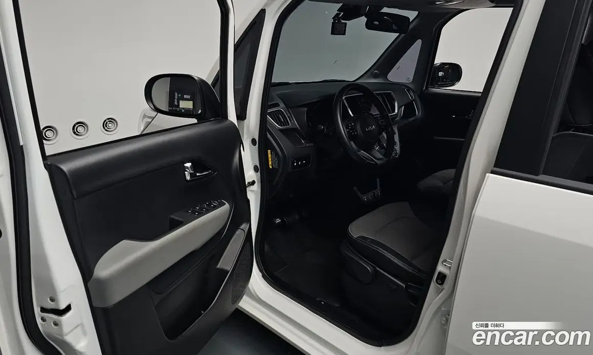 Kia Ray 2022 1.0 автомат (гидро), фото 13