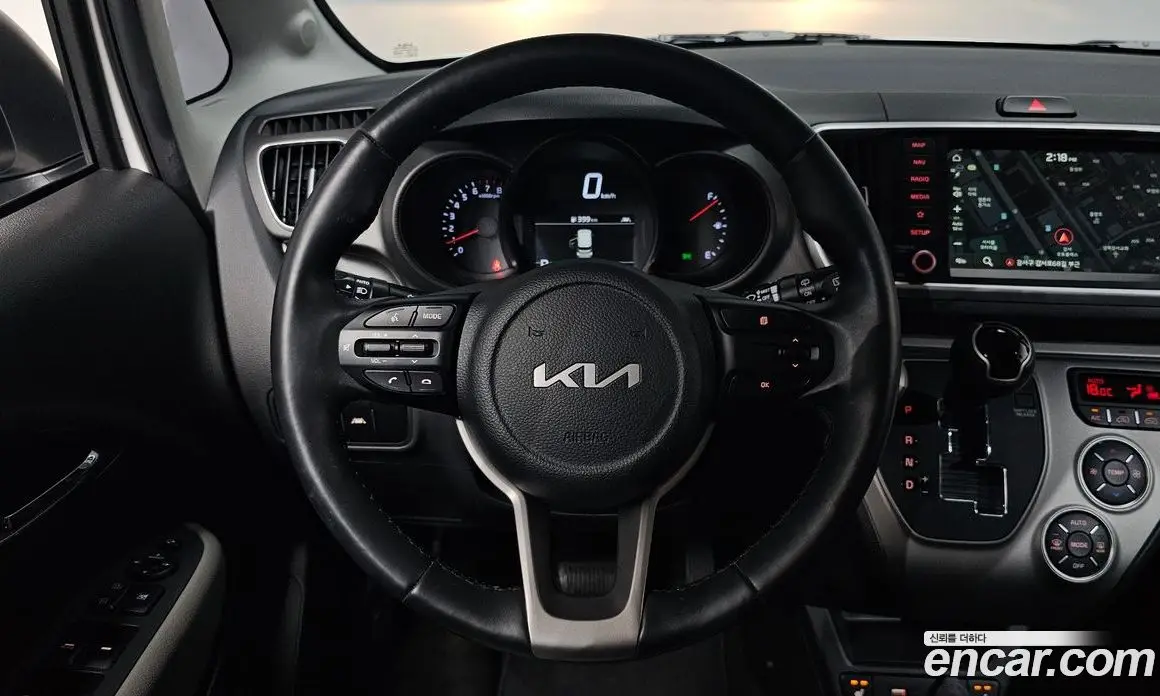 Kia Ray 2022 1.0 автомат (гидро), фото 18