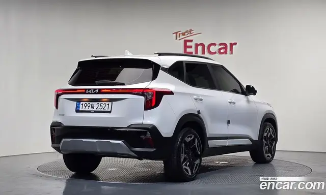 Kia Seltos 2022 1.6 автомат (гидро), миниатюра 2