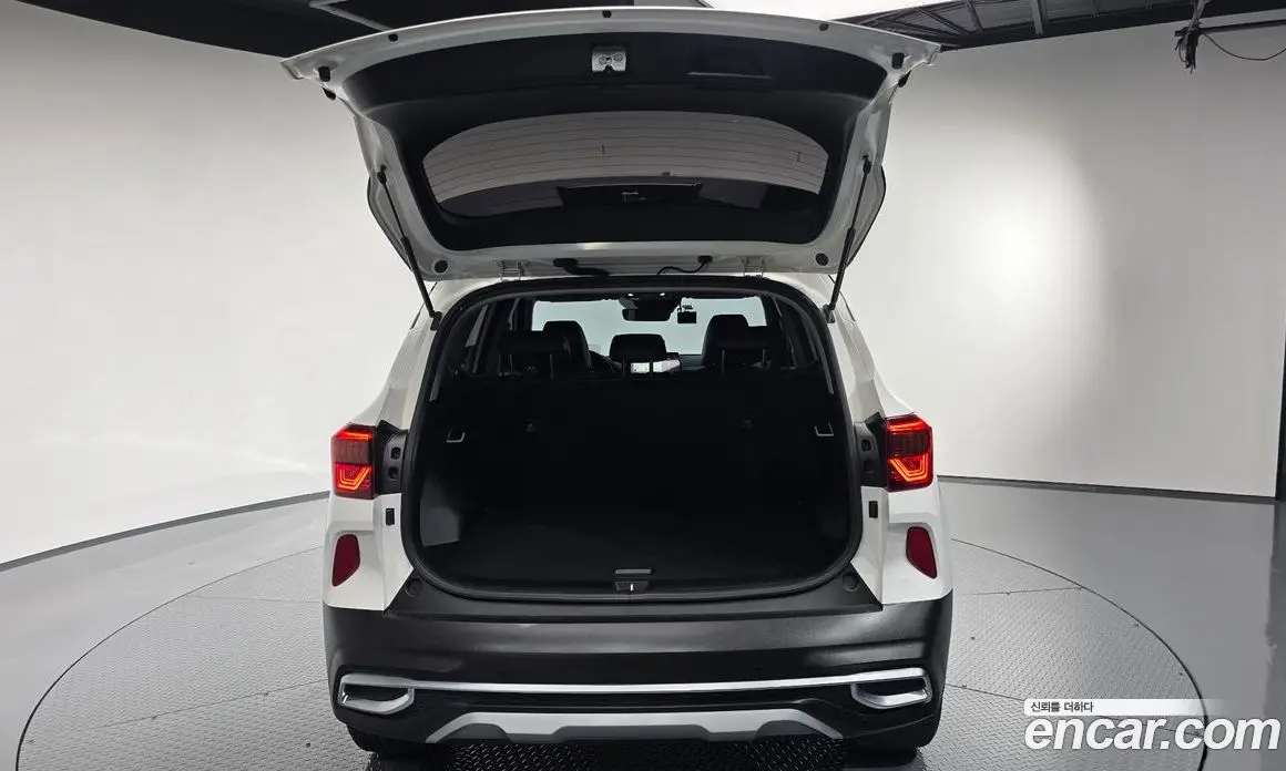 Kia Seltos 2022 1.6 автомат (гидро), фото 32