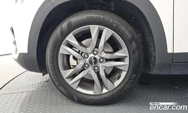 Kia Seltos 2022 1.6 автомат (гидро), миниатюра 5