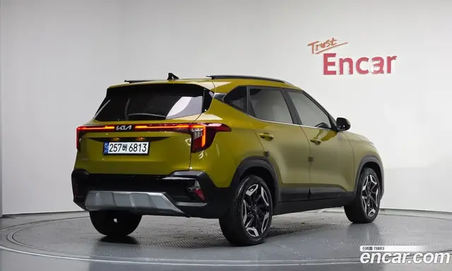 Kia Seltos 2024 1.6 автомат (гидро), миниатюра 2