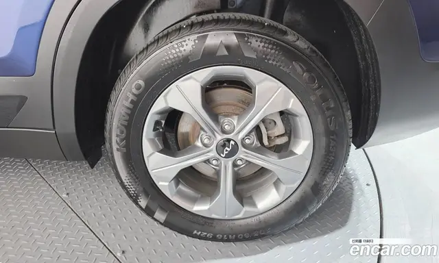 Kia Seltos 2024 1.6 автомат (гидро), миниатюра 7