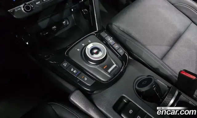 Kia Seltos 2024 1.6 автомат (гидро), миниатюра 9