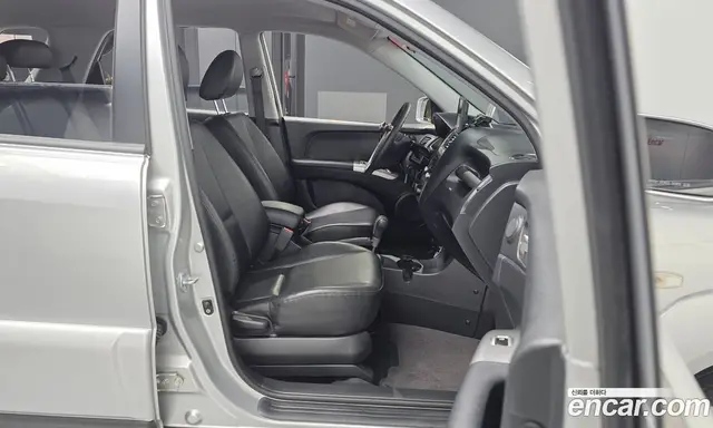 Kia Sportage 2009 2.0 автомат (гидро), миниатюра 11