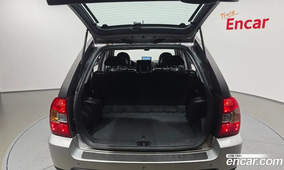 Kia Sportage 2009 2.0 автомат (гидро), фото 20