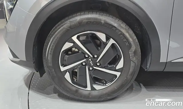 Kia Sportage 2022 1.6 автомат (гидро), миниатюра 5