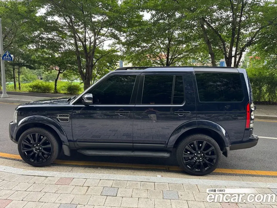 Land Rover Discovery 2016 3.0 автомат (гидро), фото 4