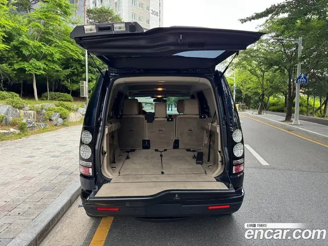 Land Rover Discovery 2016 3.0 автомат (гидро), миниатюра 9