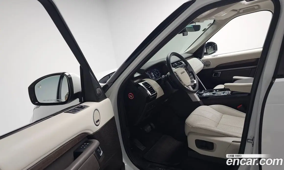 Land Rover Discovery 2019 3.0 автомат (гидро), фото 12