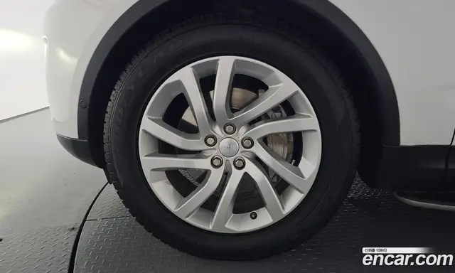 Land Rover Discovery 2019 3.0 автомат (гидро), миниатюра 4