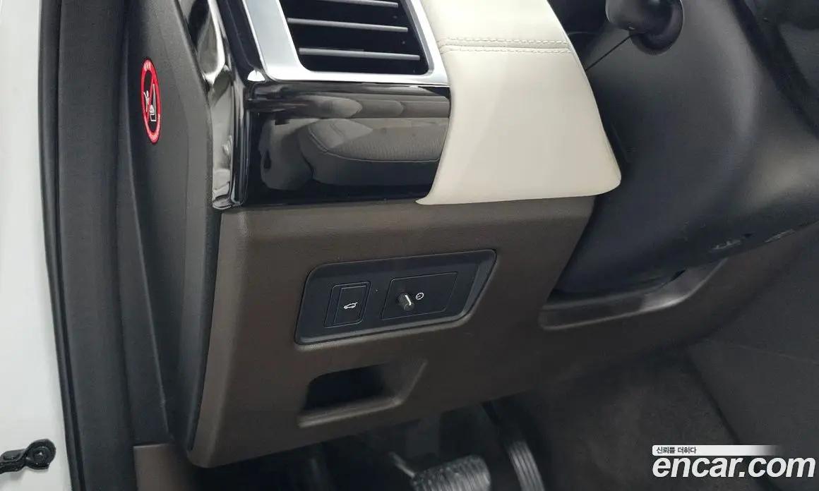 Land Rover Discovery 2019 3.0 автомат (гидро), фото 31