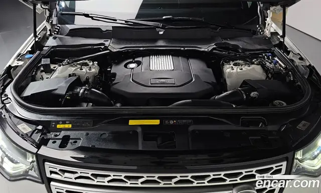 Land Rover Discovery 2019 3.0 автомат (гидро), миниатюра 5