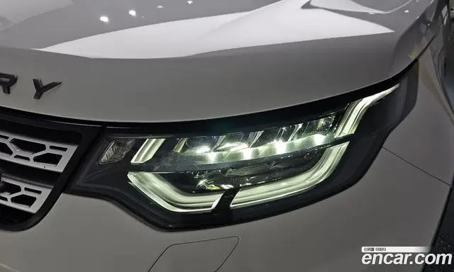 Land Rover Discovery 2019 3.0 автомат (гидро), миниатюра 7