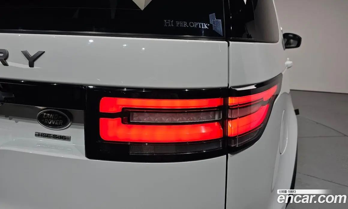 Land Rover Discovery 2019 3.0 автомат (гидро), фото 8