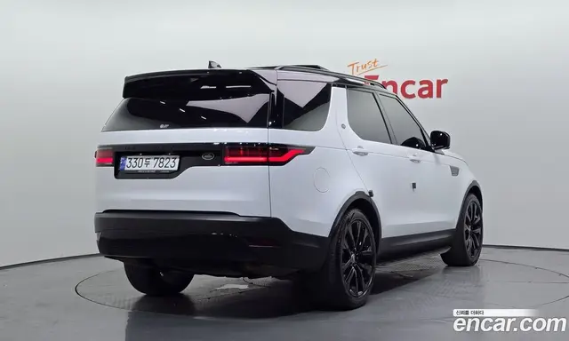 Land Rover Discovery 2023 3.0 автомат (гидро), миниатюра 2